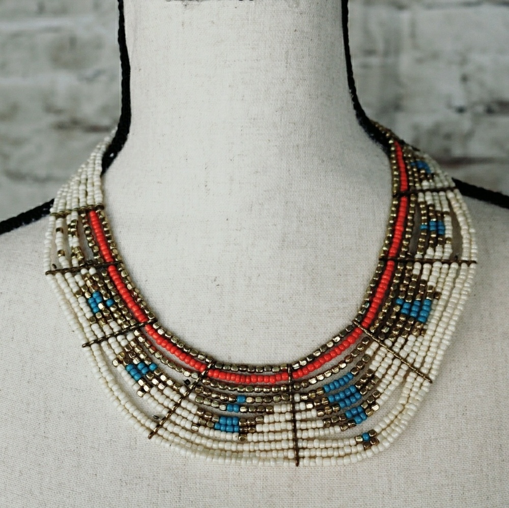 FUN White Circular Tribal Design Bib Necklace